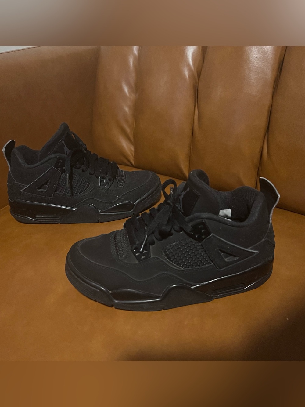 Air Jordan 4 Retro GS 'Black Cat' size 6.5Y = women’s 8